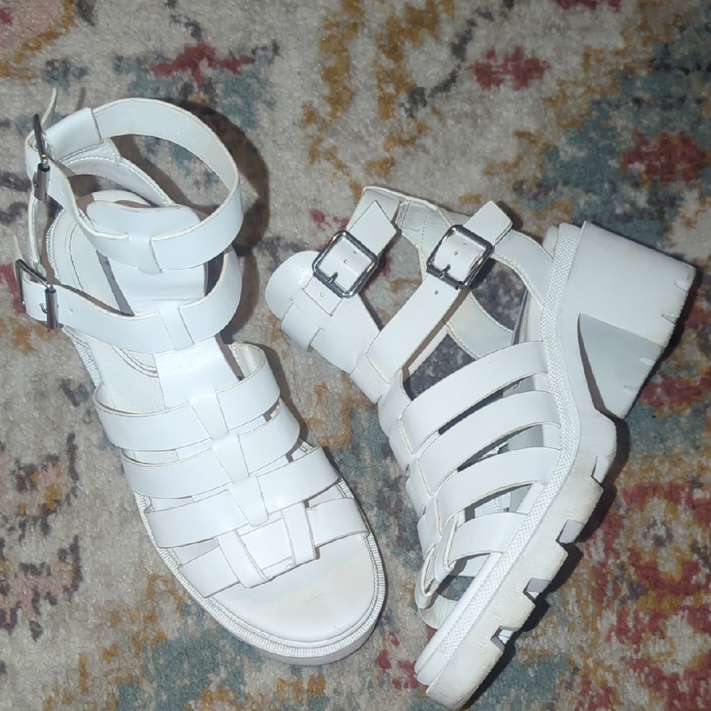 Steve Madden White Gladiator Sandals with Chunky Platform